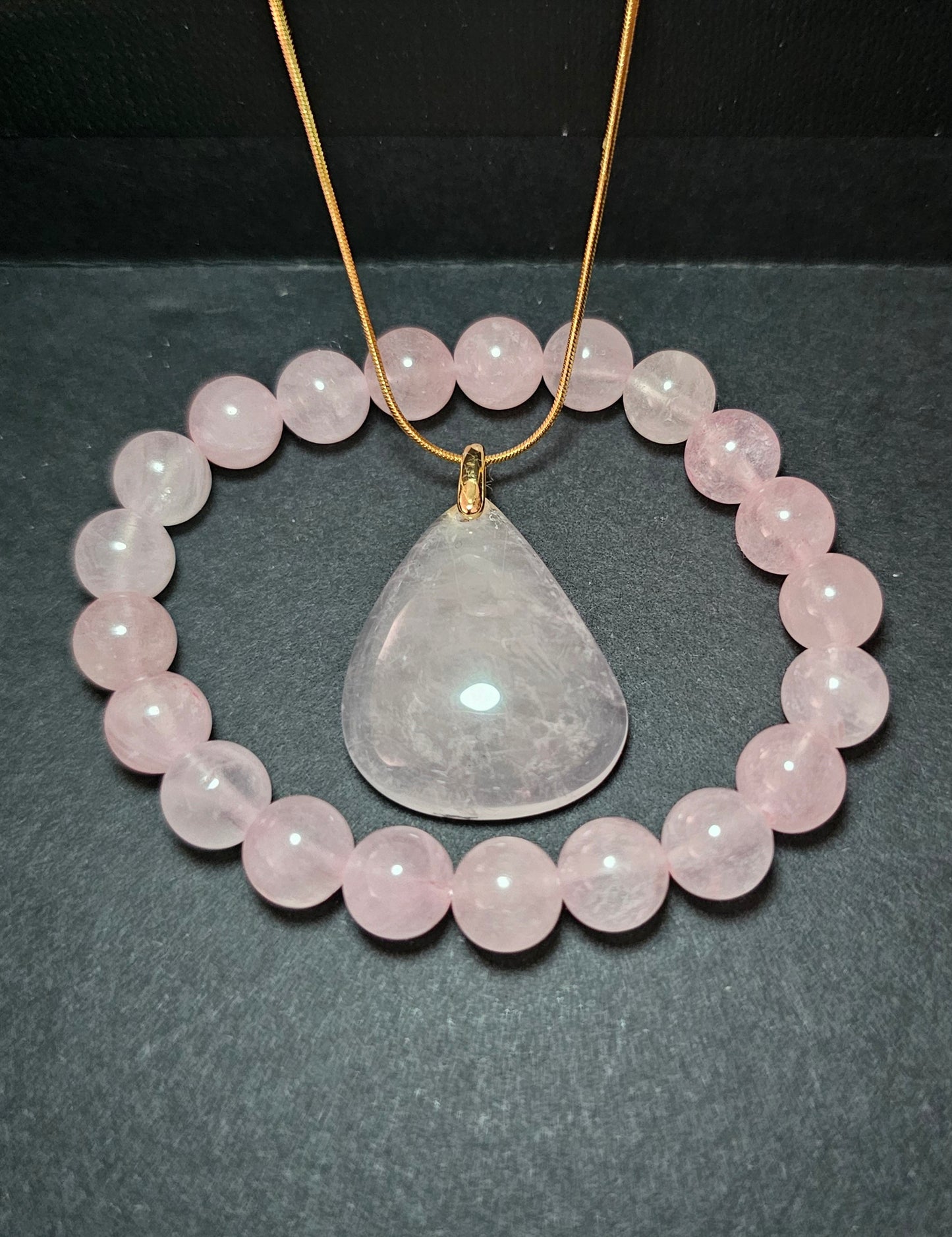 Collier en acier inoxydable et quartz rose