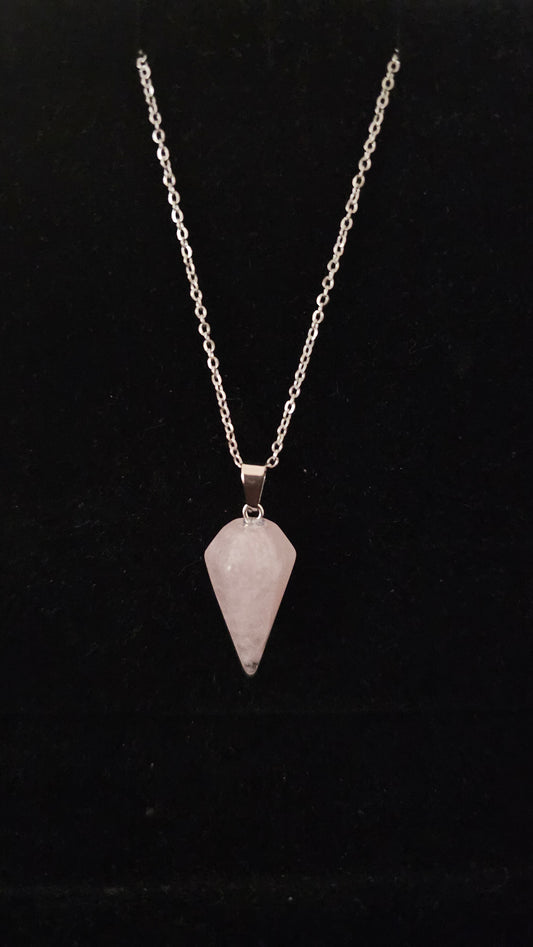 Collier en acier inoxydable et quartz rose